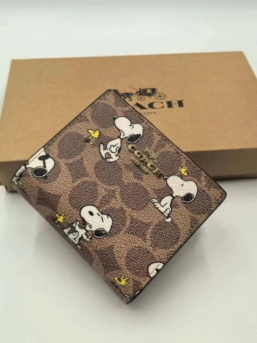 NWT Coach X Peanuts Snap CBN32 Wallet In Signature Canvas With Snoopy Print New